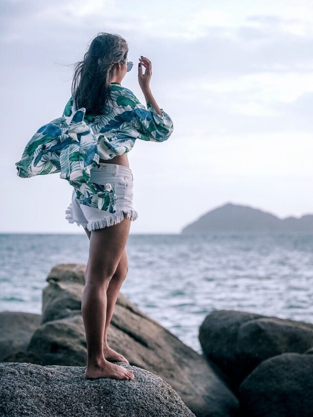 barefoot-3557605_1280